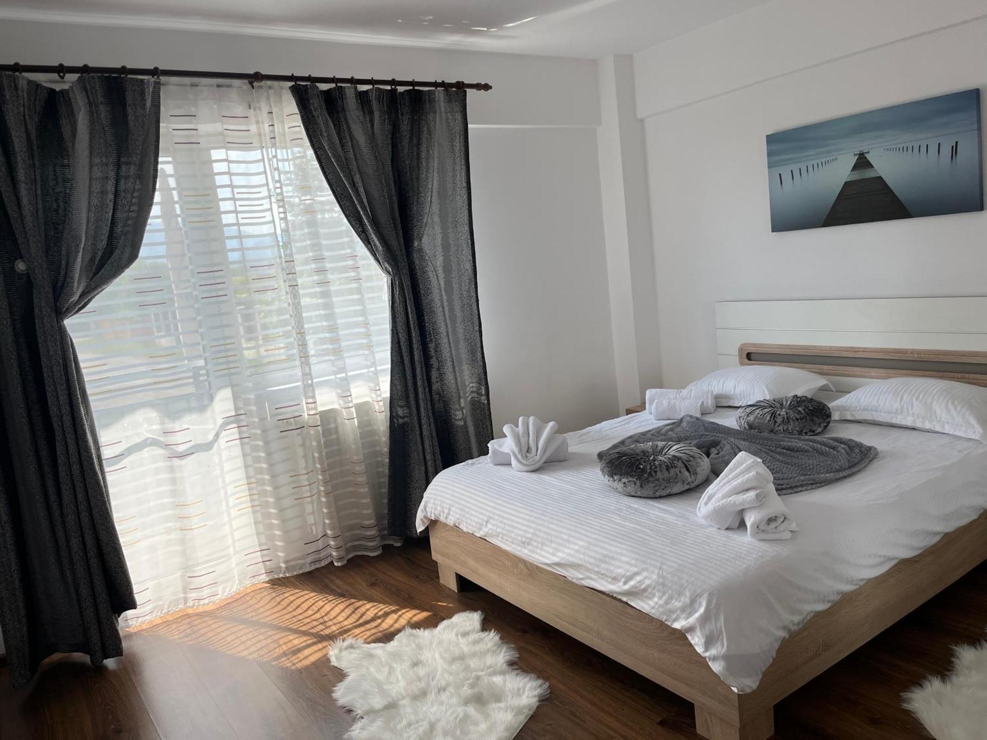 Green Apartaments Zărneşti Kültér fotó